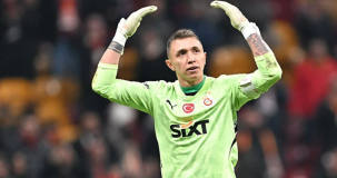 Muslera nasıl gol attı